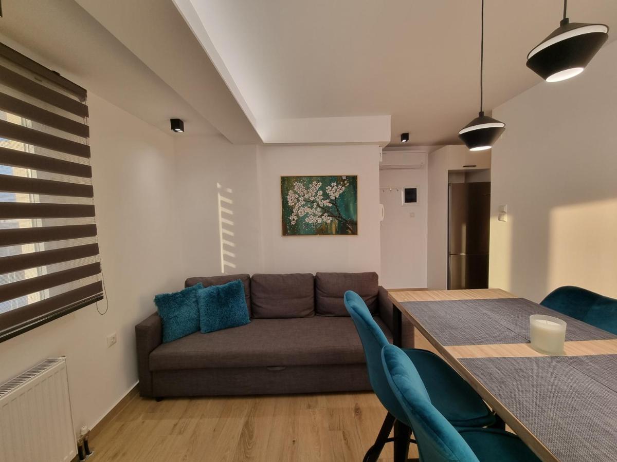 Larisa Hospitality I - Roof Top Apartment - With Free Parking Exteriör bild