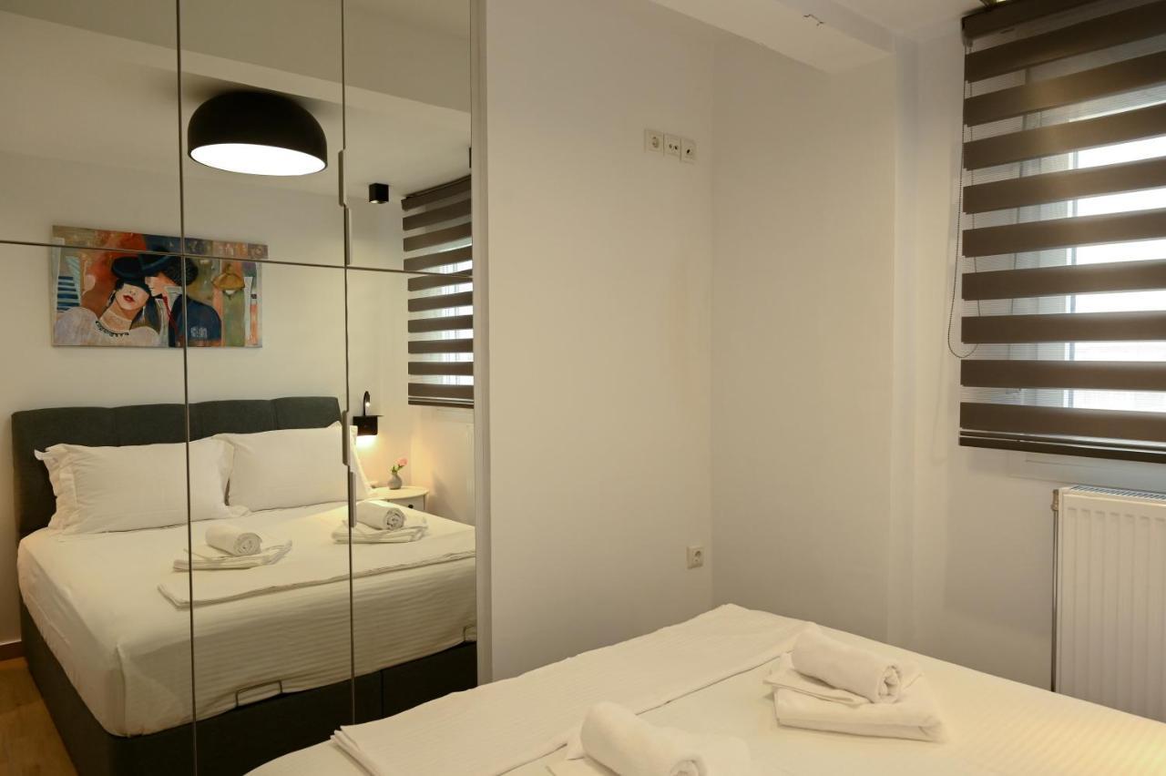 Larisa Hospitality I - Roof Top Apartment - With Free Parking Exteriör bild